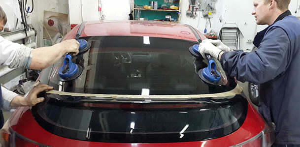 Фото замены заднего стекла